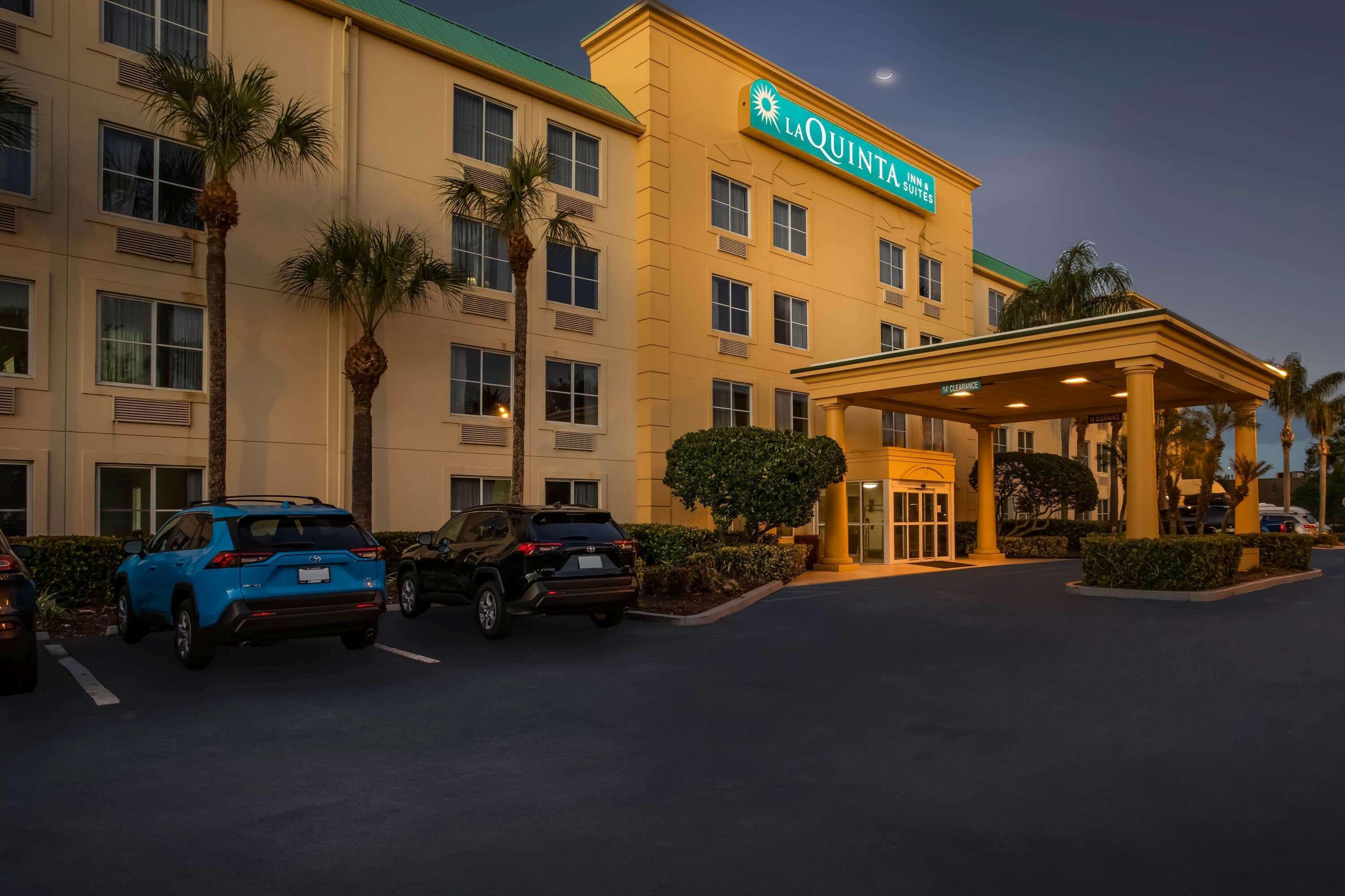 La Quinta By Wyndham Melbourne Viera Hotel Exterior photo